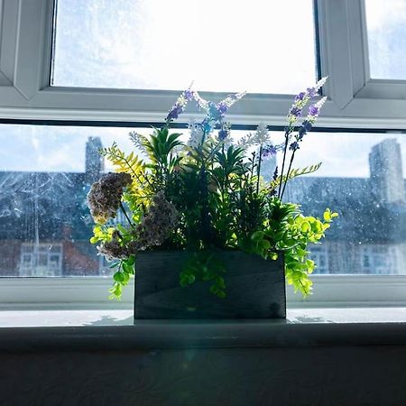 Apartament Pristine 3 Beds Hackney E9 Londyn Zewnętrze zdjęcie